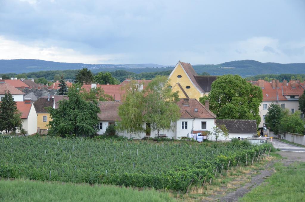Kolping Campus Krems Hostel Exterior photo